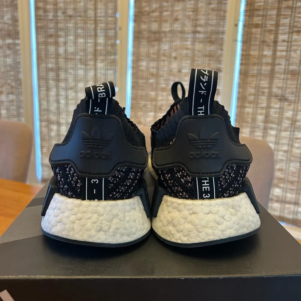 Adidas NMD_R1 Primeknit sneakers